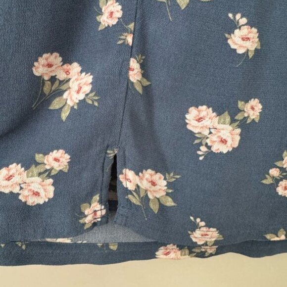 American Eagle Floral Skirt - Picture 3 of 6